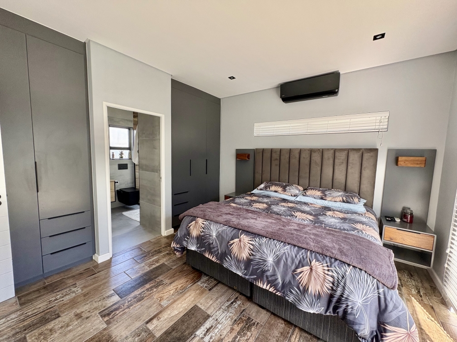 3 Bedroom Property for Sale in Sandown Western Cape